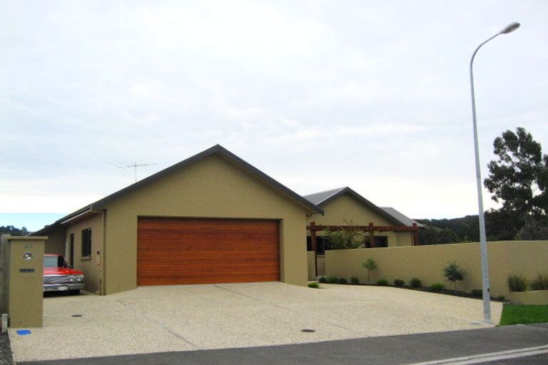 Photo of property in 43 Sunninghurst Drive, Fairfield, Dunedin, 9018