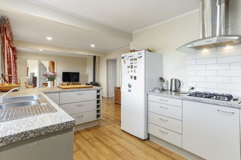 Photo of property in 46 Jeffs Road, Dairy Flat, Albany, 0794