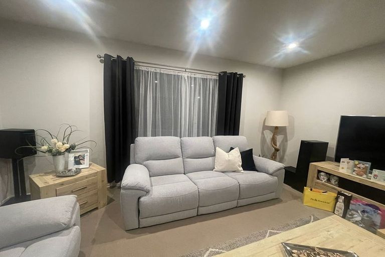 Photo of property in 25 Kahawairahi Drive, Beachlands, Auckland, 2018