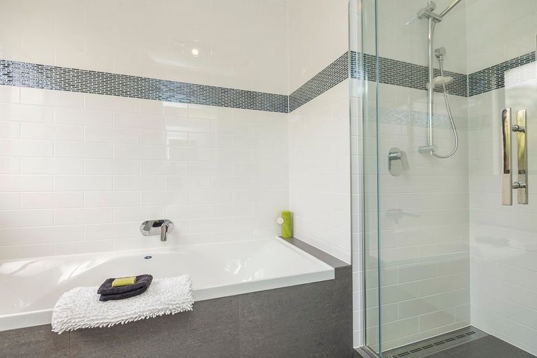 Photo of property in 118 Colombo Road, Waiuku, 2123