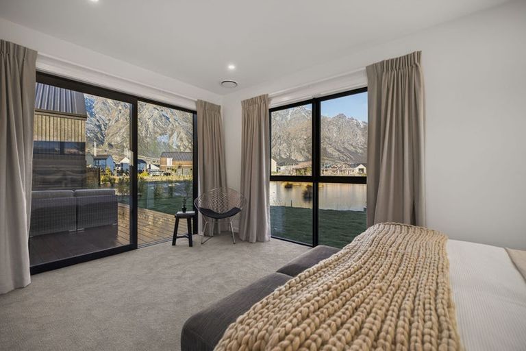 Photo of property in 1 Centurion Court, Jacks Point, 9371