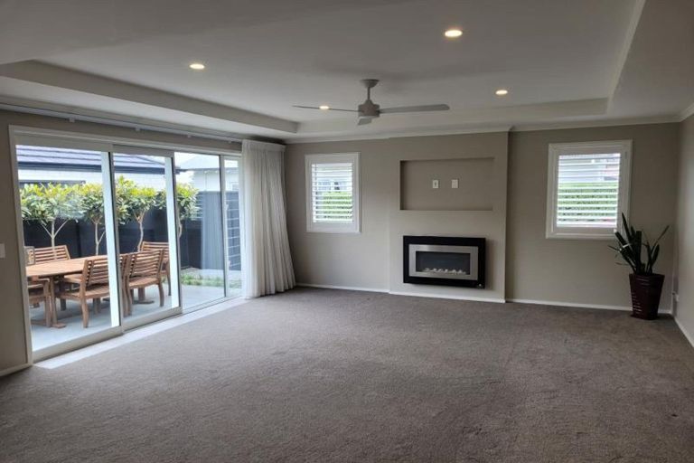 Photo of property in 1/175 Carrington Street, Lower Vogeltown, New Plymouth, 4310