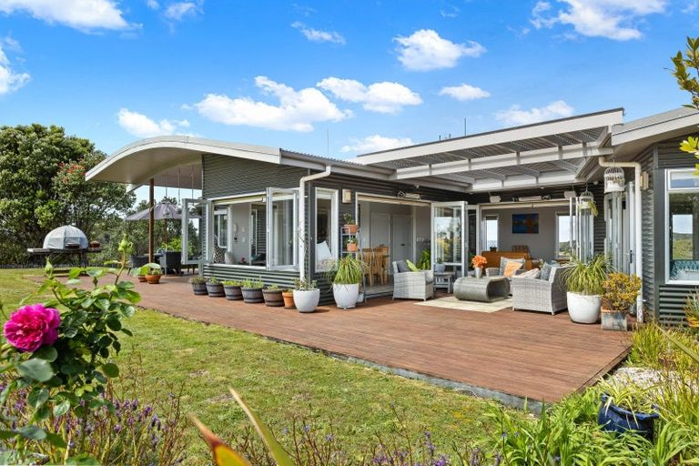 Photo of property in 564 Mahurangi West Road, Mahurangi West, Warkworth, 0983