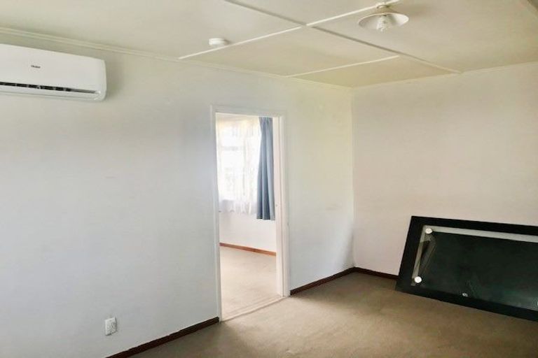 Photo of property in 22 Waipapa Crescent, Otara, Auckland, 2023
