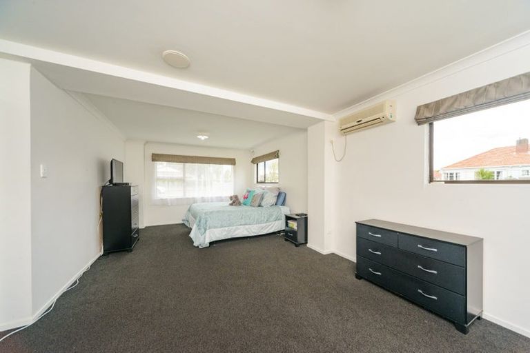 Photo of property in 417 College Street, Hokowhitu, Palmerston North, 4410