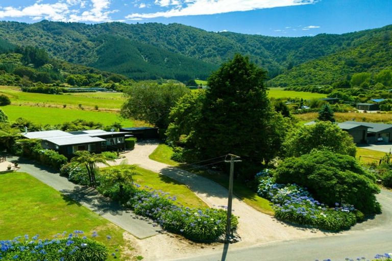 Photo of property in 347 Anakiwa Road, Anakiwa, Picton, 7281