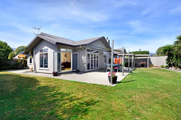 Photo of property in 107 Aldinga Avenue, Stoke, Nelson, 7011