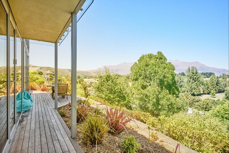 Photo of property in 37 Cotter Avenue, Arrowtown, 9302