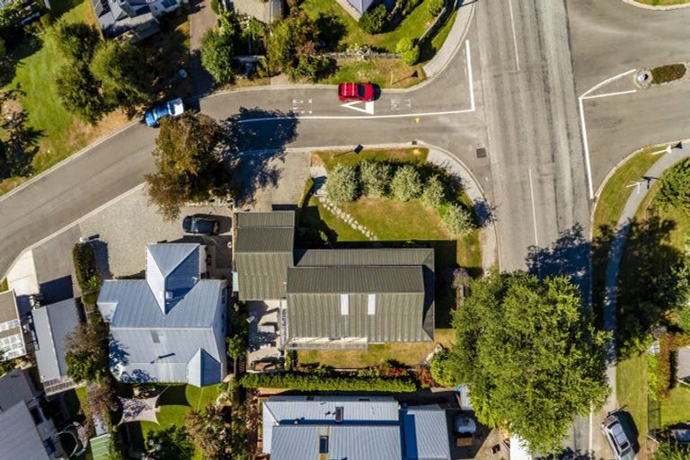 Photo of property in 75 Centennial Avenue, Arrowtown, 9302