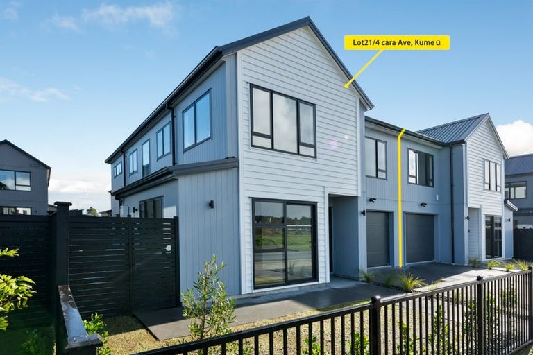 Photo of property in 11 Babos Avenue, Kumeu, 0810