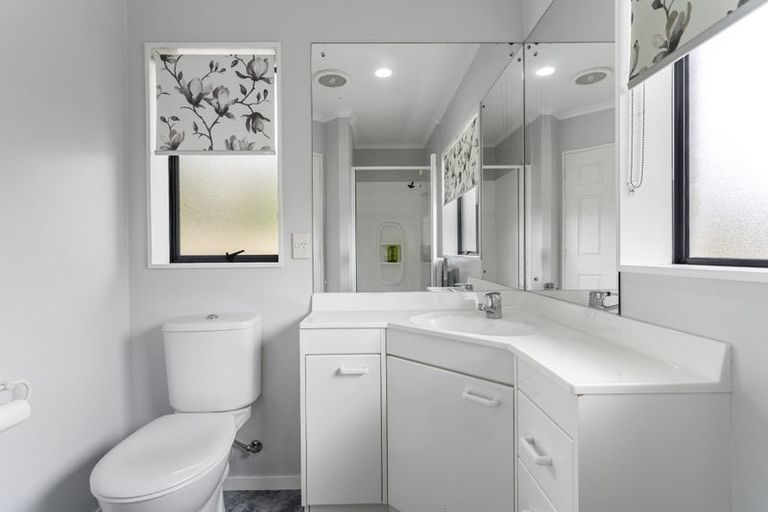 Photo of property in 12 Daria Place, Northpark, Auckland, 2013