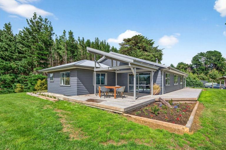 Photo of property in 277 South Road, Mauriceville, Masterton, 5882