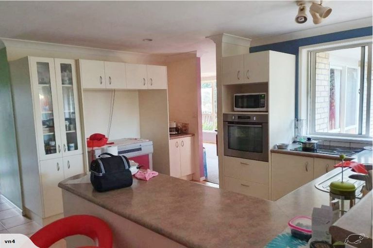 Photo of property in 9 Burnside Court, Rosedale, Auckland, 0632