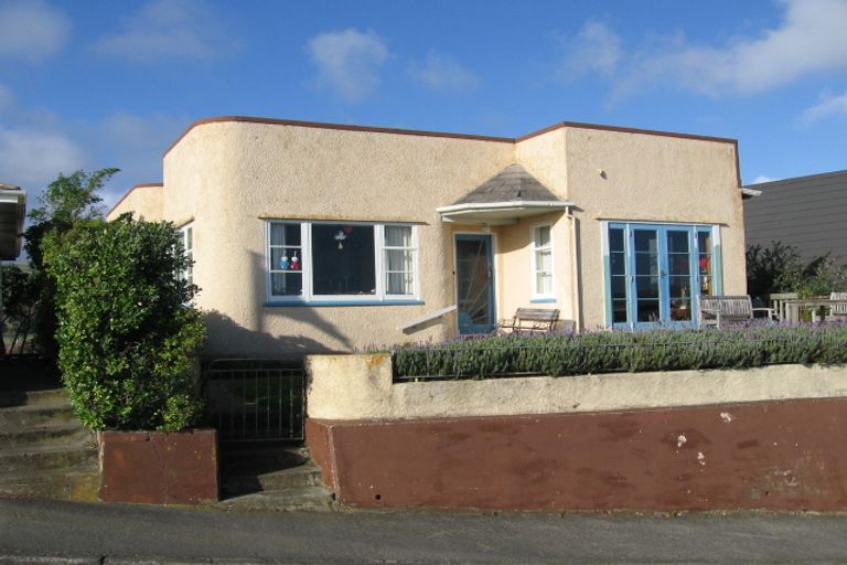 Photo of property in 20 Motuhara Road, Plimmerton, Porirua, 5026