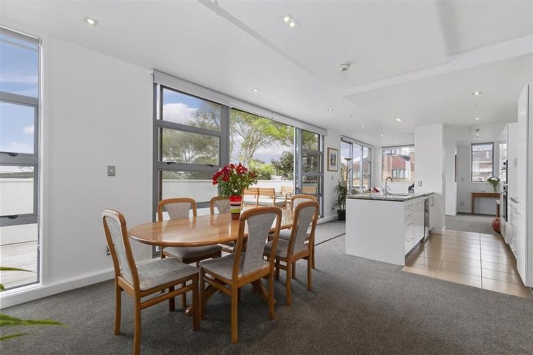 Photo of property in Maison Apartments, 111/16 Huron Street, Takapuna, Auckland, 0622