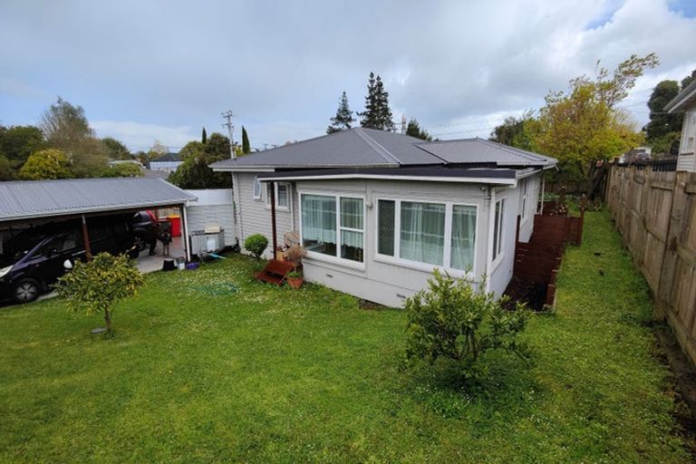 Photo of property in 1 Pollen Crescent, Melville, Hamilton, 3206