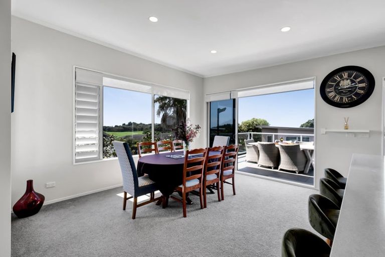 Photo of property in 18 Parkvue Drive, Bell Block, New Plymouth, 4312