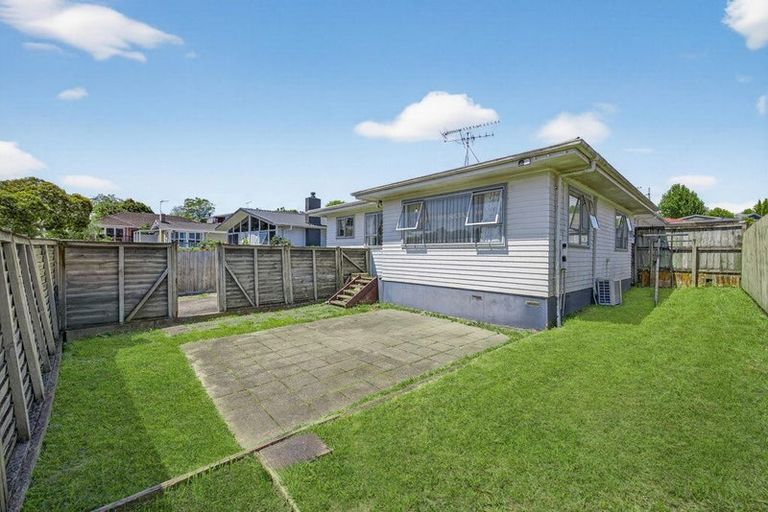Photo of property in 1/47 Larne Avenue, Pakuranga Heights, Auckland, 2010