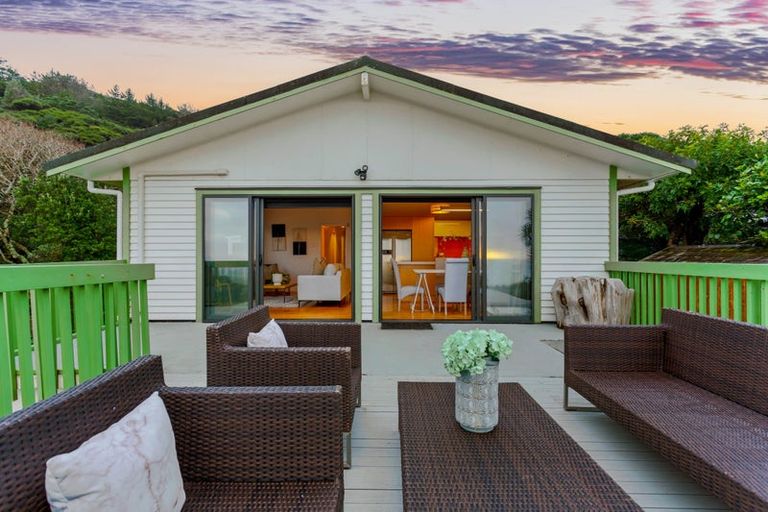 Photo of property in 26 Edwin Mitchelson Road, Muriwai, Waimauku, 0881
