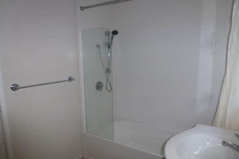 Photo of property in 5b Astor Street, Karori, Wellington, 6012