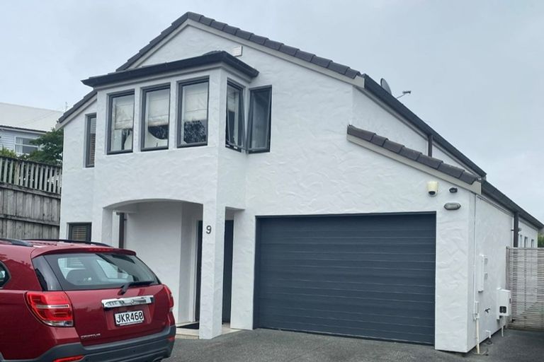 Photo of property in 9/64 Schnapper Rock Road, Schnapper Rock, Auckland, 0632