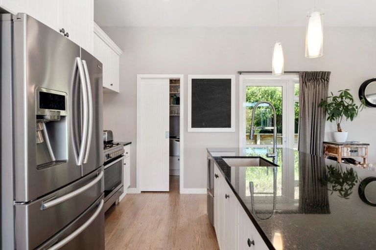 Photo of property in 75 Dalmore Way, Acacia Bay, Taupo, 3385