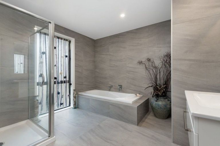 Photo of property in 36 Awatira Drive, Papamoa Beach, Papamoa, 3118