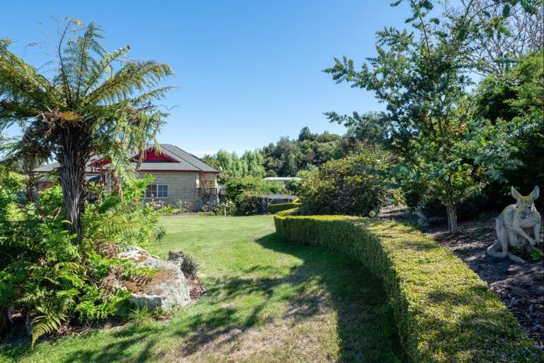 Photo of property in 69 Hitiri Road, Kinloch, Taupo, 3377