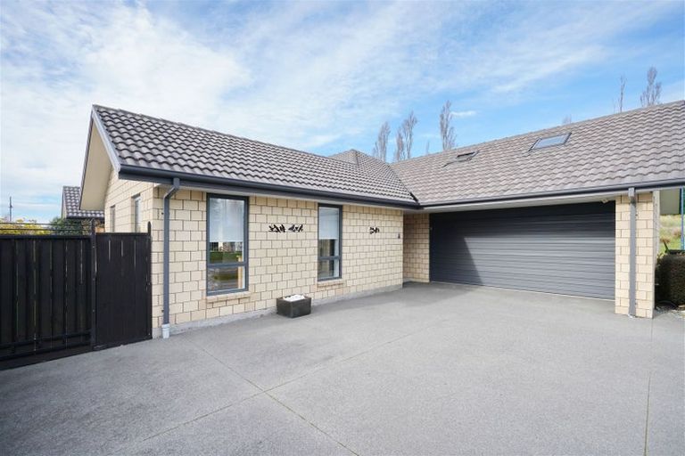 Photo of property in 24 Hakatere Road, Pegasus, 7612