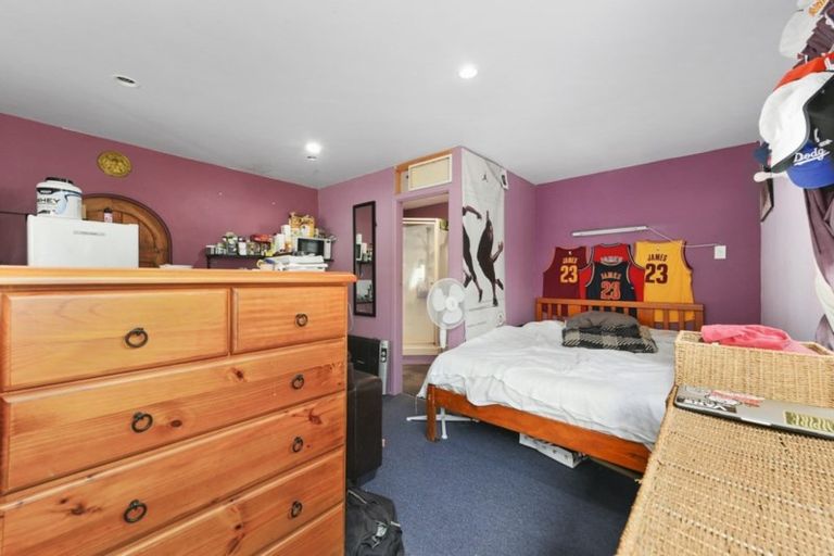 Photo of property in 198a Eastern Hutt Road, Taita, Lower Hutt, 5019