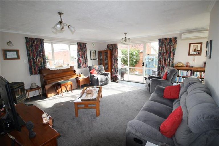 Photo of property in 10a Victoria Street, Mosgiel, 9024