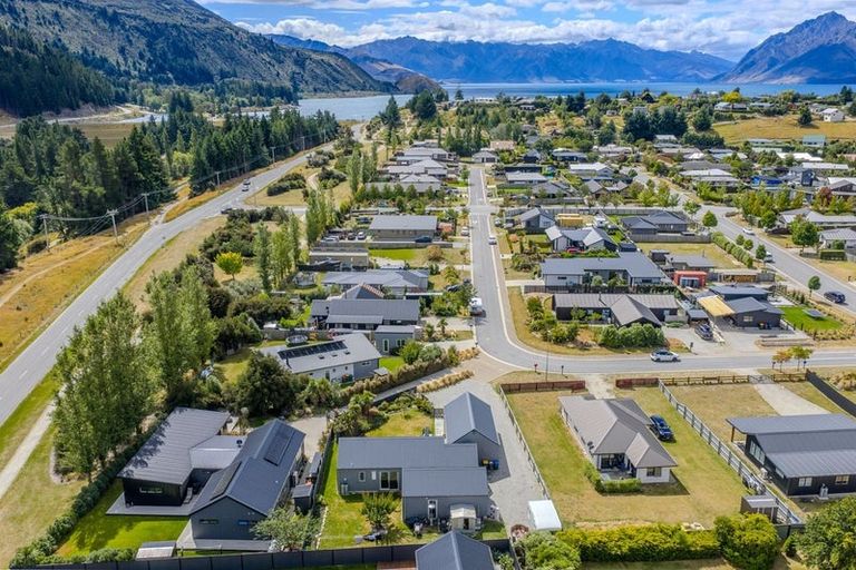 Photo of property in 14 Francis Lane, Lake Hawea, Wanaka, 9382