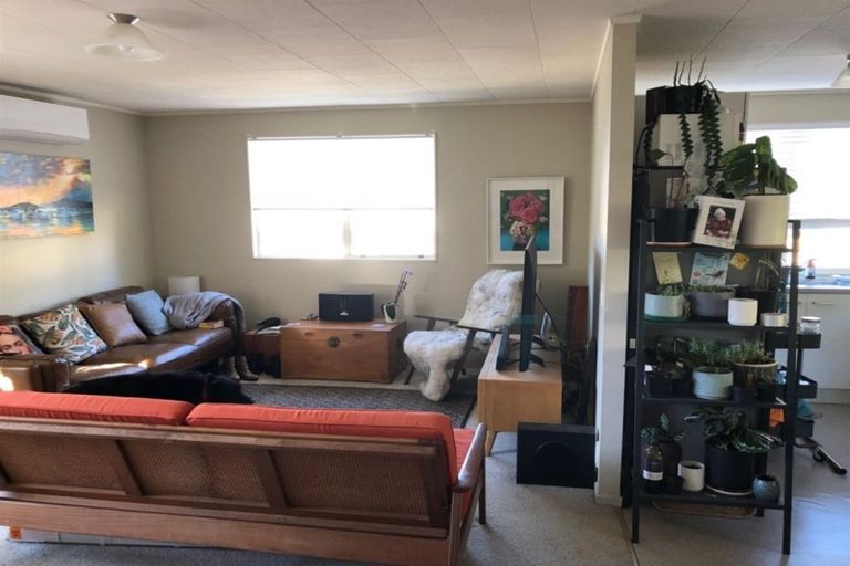 Photo of property in 12a Maywood Crescent, Glen Eden, Auckland, 0602