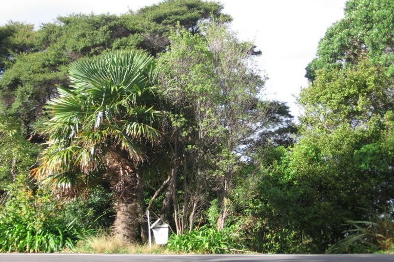 Photo of property in 50 Tanekaha Road, Titirangi, Auckland, 0604