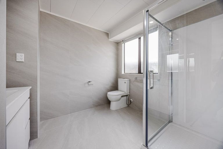 Photo of property in 176 Finlayson Avenue, Clendon Park, Auckland, 2103