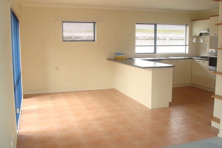 Photo of property in 7 Ardkeen Place, East Tamaki, Auckland, 2016