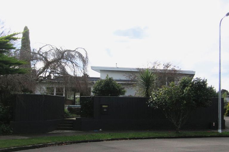 Photo of property in 11 Lincoln Terrace, Hokowhitu, Palmerston North, 4410