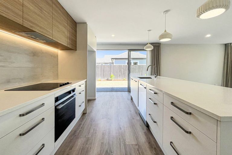 Photo of property in 30 Kahurangi Road, Halswell, Christchurch, 8025