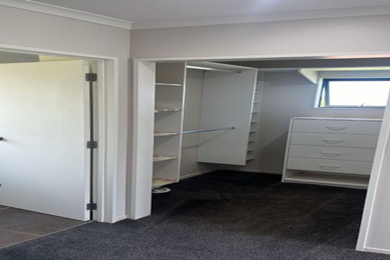 Photo of property in 16 Lamia Place, The Gardens, Auckland, 2105