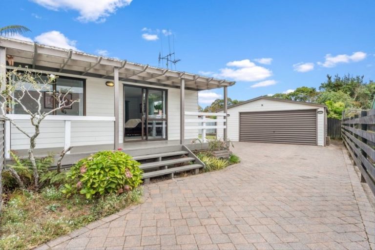 Photo of property in 8 Cromwell Drive, Fitzroy, Hamilton, 3206