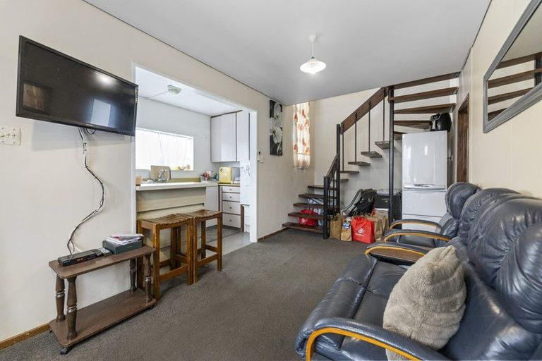 Photo of property in 47 Howe Street, North Dunedin, Dunedin, 9016