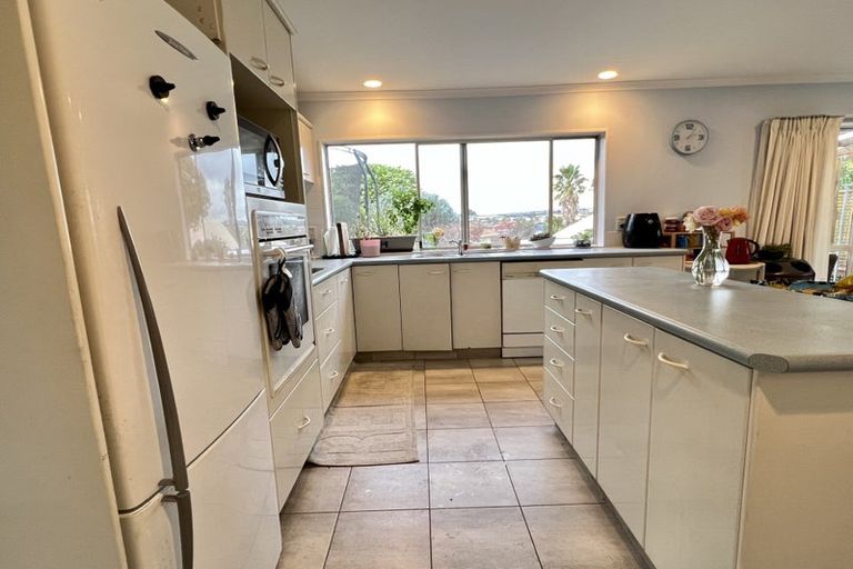 Photo of property in 47 Edendale Road, Somerville, Auckland, 2014