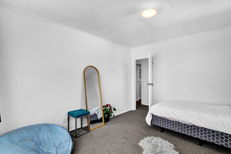 Photo of property in 55 Woodleigh Street, Frankleigh Park, New Plymouth, 4310