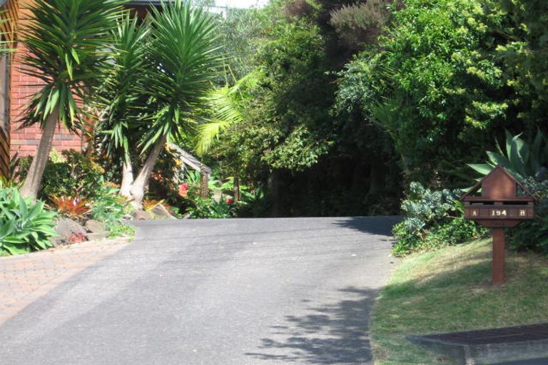 Photo of property in 2/194 Glenvar Road, Torbay, Auckland, 0630