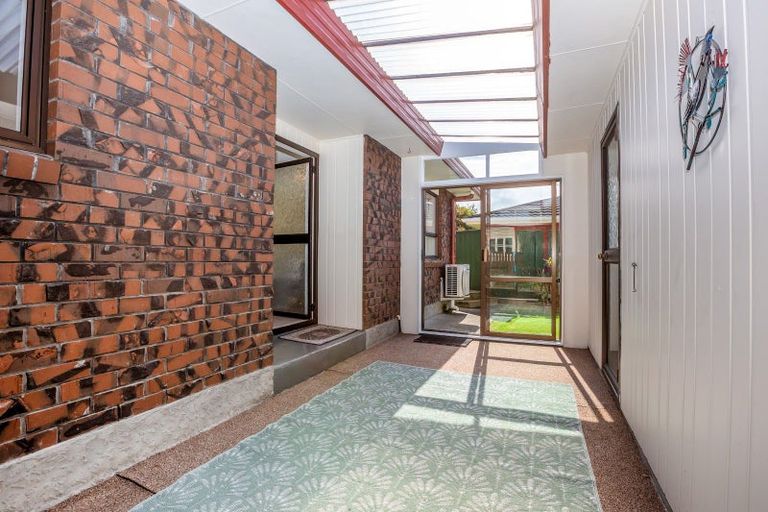 Photo of property in 282c Main Road, Tawa, Wellington, 5028