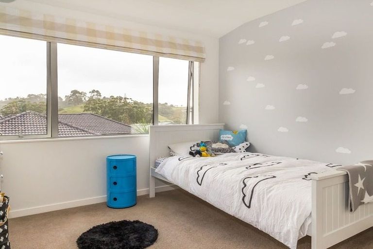 Photo of property in 10 Vera Court, Silverdale, 0932