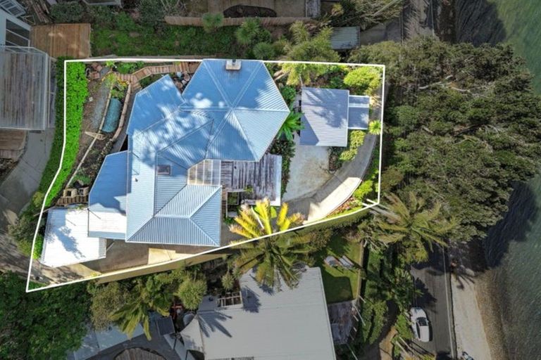 Photo of property in 108 Beach Road, Onerahi, Whangarei, 0110