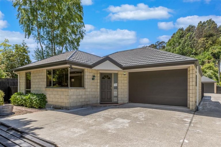 Photo of property in 1/69 Bowenvale Avenue, Cashmere, Christchurch, 8022