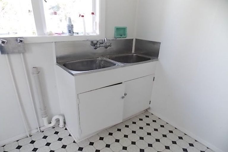 Photo of property in 20 Hutchison Crescent, Durie Hill, Whanganui, 4500