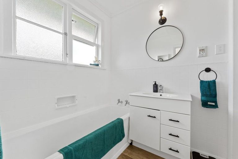 Photo of property in 8 Victoria Avenue, Pahiatua, 4910